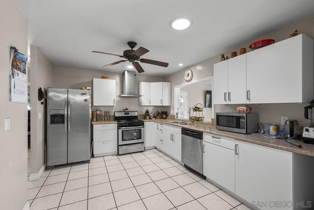 1492 Ilexey Avenue, San Diego CA: https://media.crmls.org/mediaz/f241dd25-ca24-4c1c-ac9c-45ad2b17e47c.jpg