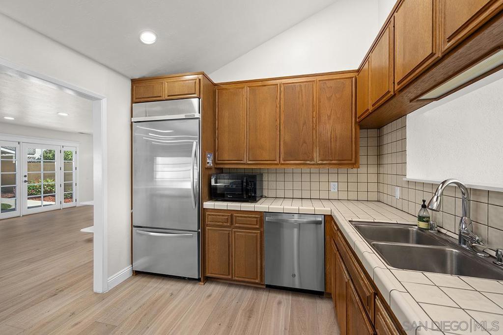 5331 Cole Street - photo 12