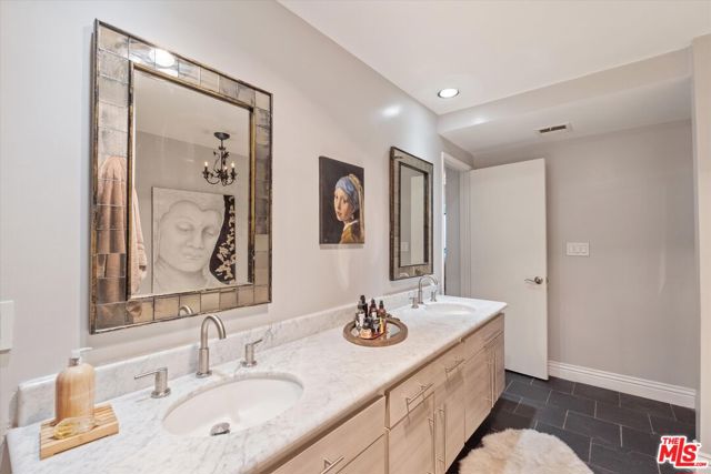 8455 Fountain Avenue, West Hollywood CA: https://media.crmls.org/mediaz/f2434222-a81b-4fd1-8695-72be289ef959.jpg