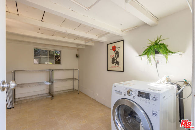 1519 Morton Terrace, Los Angeles CA: https://media.crmls.org/mediaz/f243ab39-b695-49bd-a04b-3654a328137e.jpg