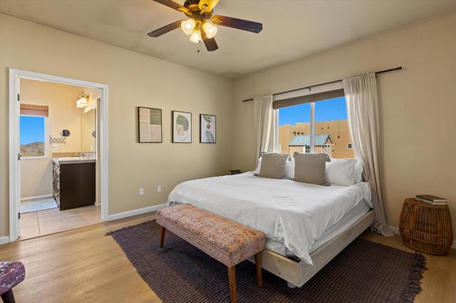 60377 Pueblo Trail, Joshua Tree CA: https://media.crmls.org/mediaz/f243ad12-fc41-4398-9871-35e3fd56c159.jpg