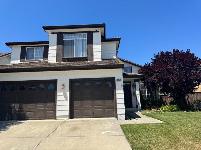 9357 Rodeo Drive, Gilroy CA: https://media.crmls.org/mediaz/f243c2fe-4c24-4bfd-ac3e-2fc77658ac8d.jpg