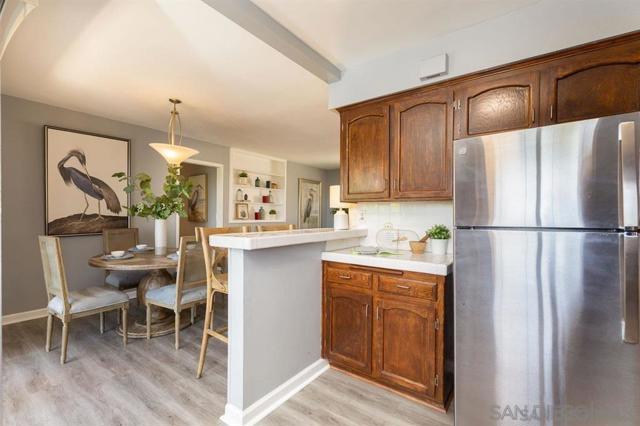 4800 Williamsburg, La Mesa CA: https://media.crmls.org/mediaz/f2459ba4-e1b6-40e4-9e3f-eed80382ff4a.jpg