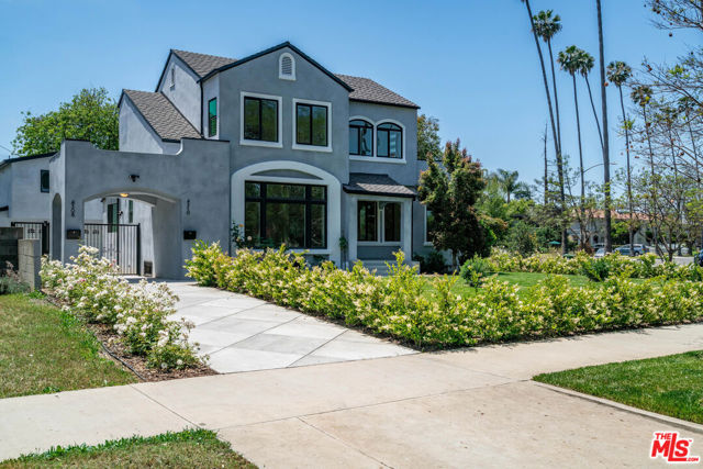 4308 Victoria Park Drive, Los Angeles CA: https://media.crmls.org/mediaz/f2461b66-62b4-4007-bc97-49aa1309e90e.jpg