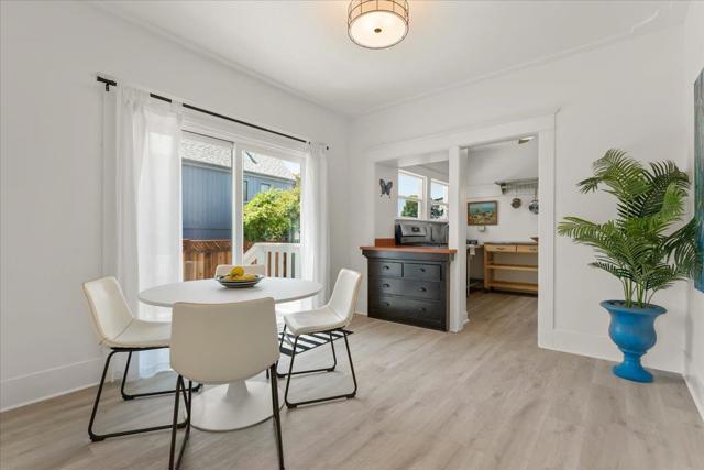 1139 Walk Circle, Santa Cruz CA: https://media.crmls.org/mediaz/f246246e-9b50-4d2f-85fb-d12202b83839.jpg