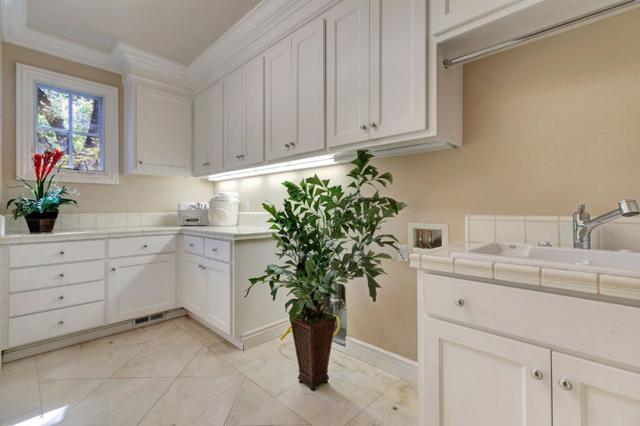 13998 Alta Vista, Saratoga CA: https://media.crmls.org/mediaz/f246fc23-e950-458e-86f9-ecbaae62e7b1.jpg