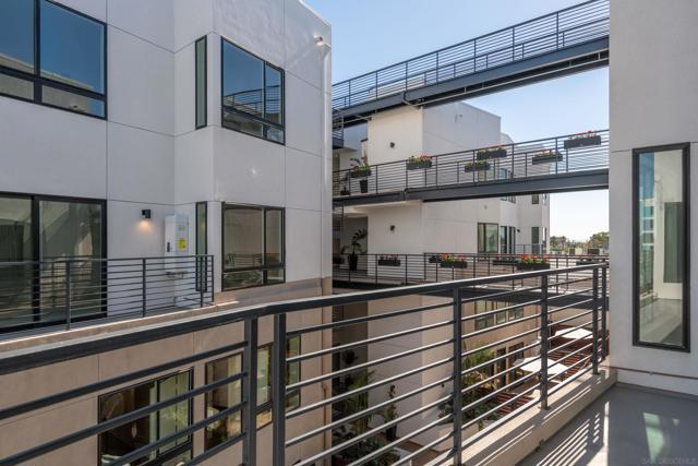 4473 30th St, San Diego CA: https://media.crmls.org/mediaz/f2483e36-7b54-4d80-bb7c-fdeb40e441fa.jpg