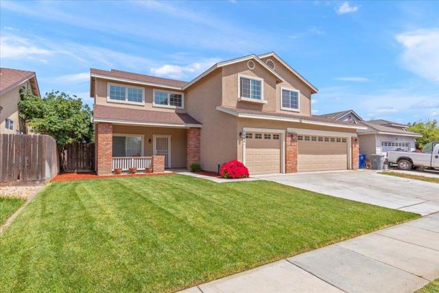 1446 Nottingham Circle, Los Banos CA: https://media.crmls.org/mediaz/f2486c59-42be-4195-ac77-17b1c5ca8c0d.jpg