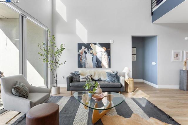 2250 Kilowatt Way, Fremont CA: https://media.crmls.org/mediaz/f248df25-b65c-433b-9e19-a0fbe4a5a62f.jpg