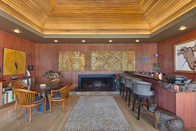 567 GAGE LANE, San Diego CA: https://media.crmls.org/mediaz/f248e795-9d93-4f4f-a36e-b9114876f222.jpg