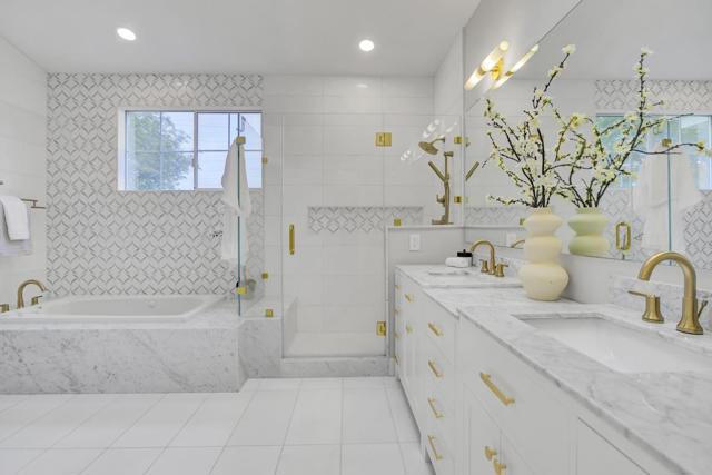 998 Governors Bay Drive, Redwood City CA: https://media.crmls.org/mediaz/f2497c2a-4497-4878-9434-c8a4ac334948.jpg