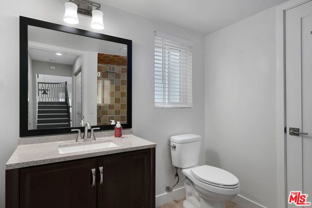 39665 Maple Leaf Court, Murrieta CA: https://media.crmls.org/mediaz/f249e5f2-5fcf-4d78-a253-ec63dd071ec5.jpg