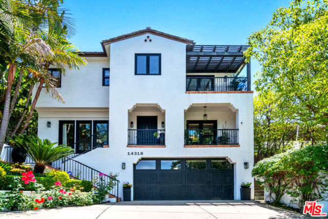 14318 Valley Vista Boulevard, Sherman Oaks CA: https://media.crmls.org/mediaz/f24a3468-f497-4b86-b59d-0d9af38cb798.jpg