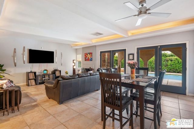 648 S Roxbury Drive, Palm Springs CA: https://media.crmls.org/mediaz/f24aaa20-5506-4ec0-ba13-3e7bc1fcb28d.jpg