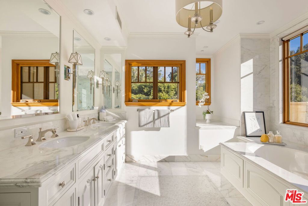 MLS #26853331 image #23