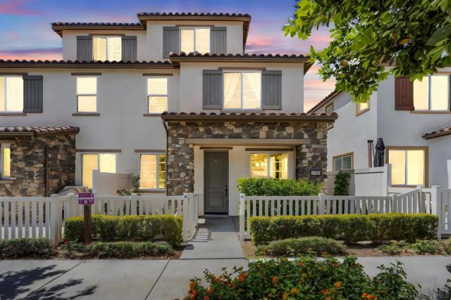 1319 Keck Road, Chula Vista CA: https://media.crmls.org/mediaz/f24b876f-c21e-4492-9a77-a5860e6dce65.jpg