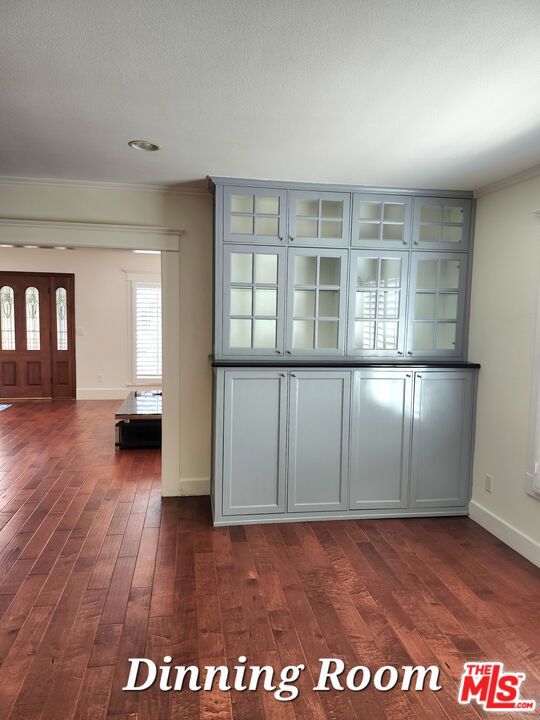 857 S Norton Avenue, Los Angeles CA: https://media.crmls.org/mediaz/f24b978d-fe94-4900-873e-05dff28e83ca.jpg
