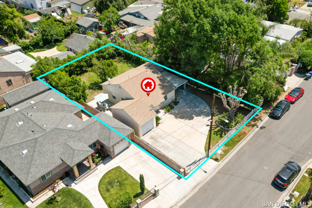 619 Maydee ST, Duarte CA: https://media.crmls.org/mediaz/f24bf975-e4dc-4117-8293-1f9d3147cf99.jpg