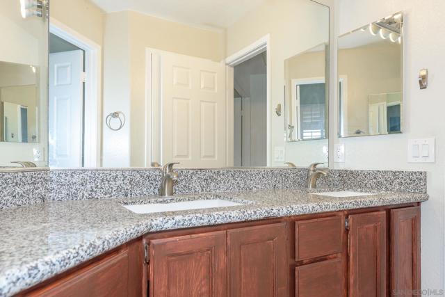 4515 Sculpture Court, Oceanside CA: https://media.crmls.org/mediaz/f24c1a5d-50b5-4a84-b006-7c2e526f6a44.jpg