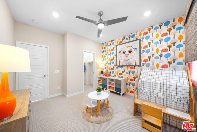 27056 Tanager Lane, Valencia CA: https://media.crmls.org/mediaz/f24ca834-342c-4e75-84c8-39e34e6748af.jpg