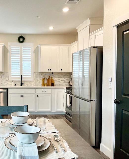 275 E Lawson Avenue, Mountain House CA: https://media.crmls.org/mediaz/f24d149c-a512-44b3-8998-f8889a0635ba.jpg