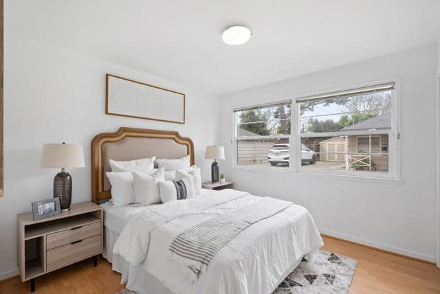 10351037 Amarillo Avenue, Palo Alto CA: https://media.crmls.org/mediaz/f24d9c6b-9a53-4a3a-871d-b11061c766c7.jpg