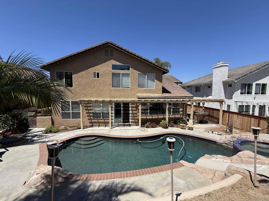 5006 Palmera DR