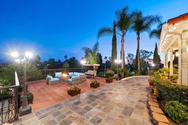 Detail Gallery Image 43 of 75 For 10310 Fuerte Dr, La Mesa,  CA 91941 - 7 Beds | 7/1 Baths