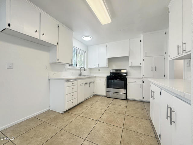 Detail Gallery Image 7 of 25 For 1203 W Avenue H8, Lancaster,  CA 93534 - 4 Beds | 2 Baths