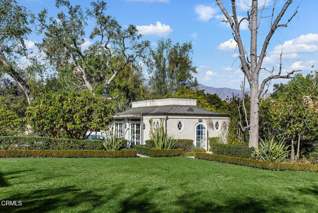 1425 Lombardy Road, Pasadena CA: https://media.crmls.org/mediaz/f24f8297-3de4-4509-a88a-199d22f367b6.jpg