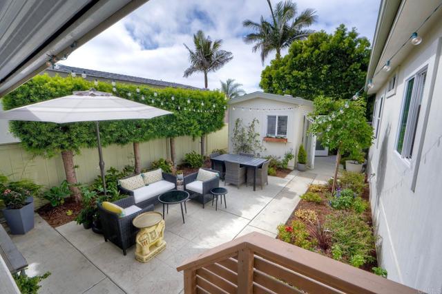 699 N Vulcan Avenue, Encinitas CA: https://media.crmls.org/mediaz/f24f9eb7-1c16-4e33-b925-127ac2551138.jpg