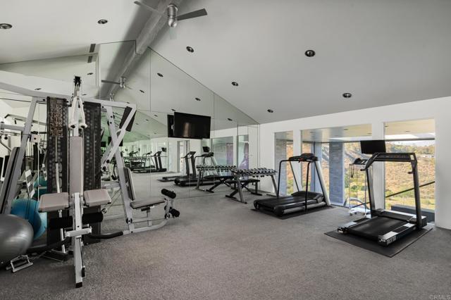 Image 13 of 16 For 6002 Via Posada Del Norte