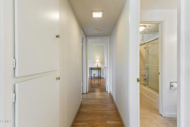 552 Cayo Grande Court, Newbury Park CA: https://media.crmls.org/mediaz/f25129cd-630e-4de2-aa00-0acfb92dd342.jpg