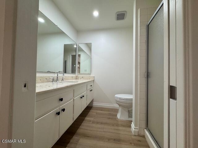 6507 Tamarind Street, Oak Park CA: https://media.crmls.org/mediaz/f251e395-a8a4-48ec-86dc-2dd59d8e92a6.jpg