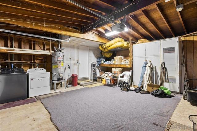 13752 Frame Rd, Poway CA: https://media.crmls.org/mediaz/f252186a-25f9-4c1f-be90-70591fa6ac1c.jpg