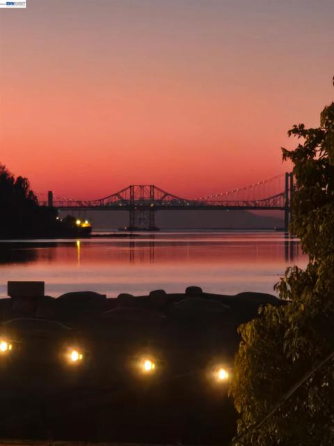 Image 43 of 46 For 228 1st St  