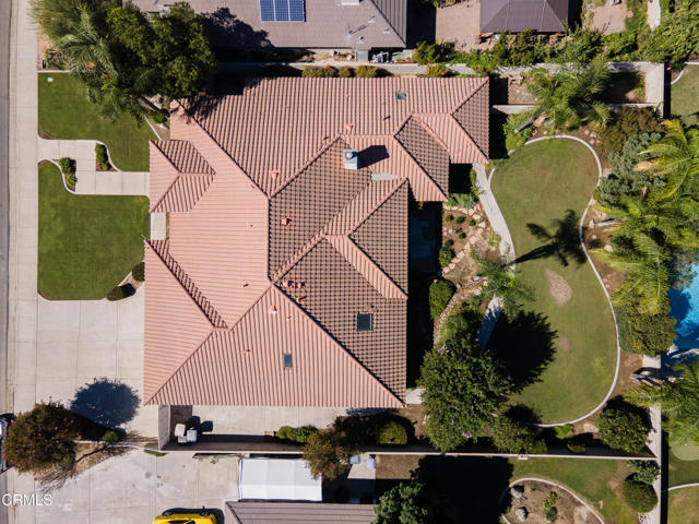 Detail Gallery Image 2 of 51 For 13300 Coco Palm Ct, Bakersfield,  CA 93314 - 4 Beds | 3 Baths