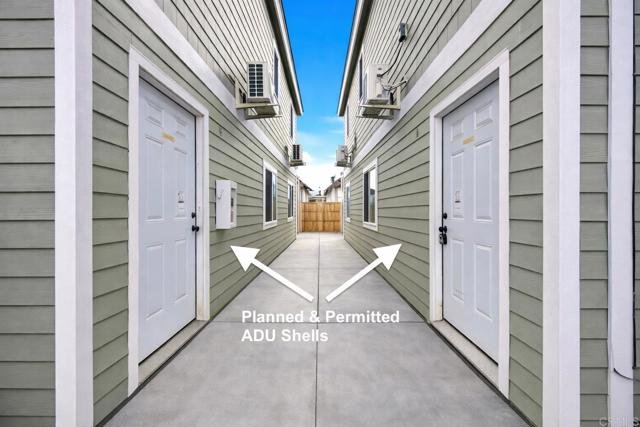 Detail Gallery Image 21 of 43 For 2411 21 L St, San Diego,  CA 92102 - – Beds | – Baths