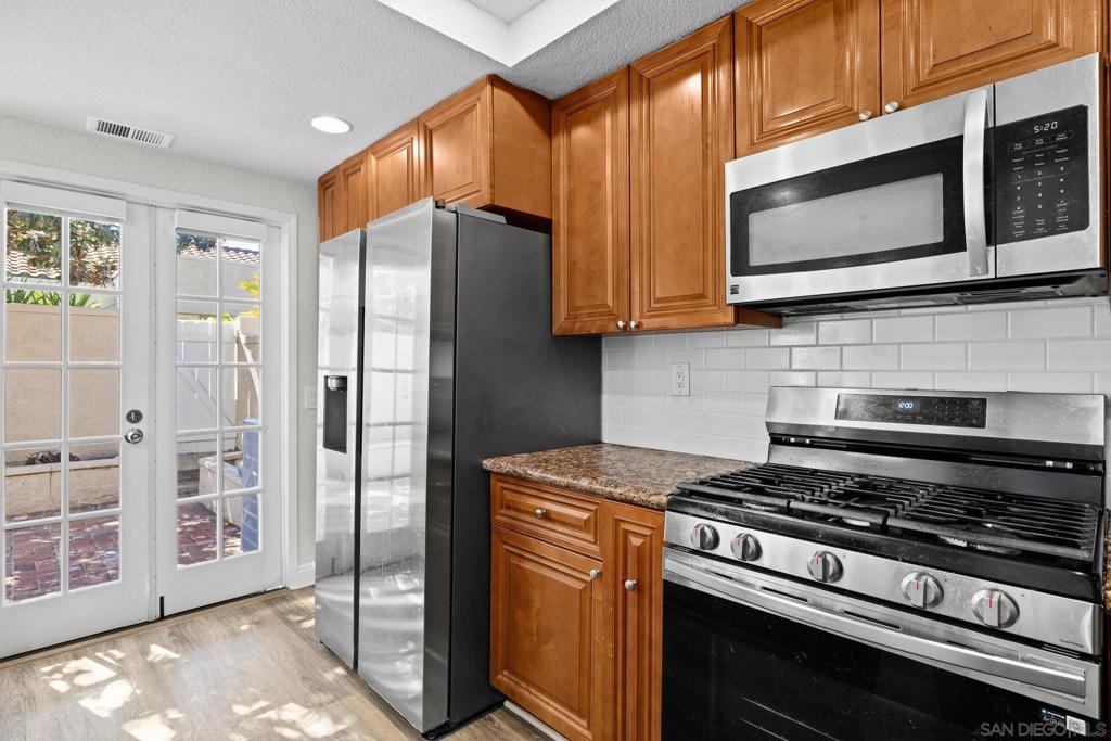 MLS #250042560SD image #9