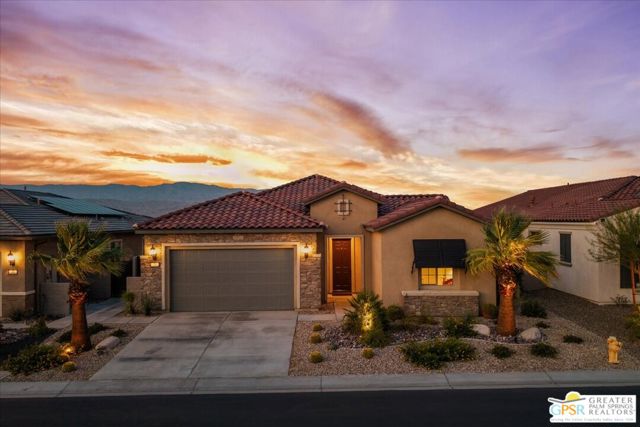 70 Zinfandel, Rancho Mirage CA: https://media.crmls.org/mediaz/f258bcad-a85e-4834-8631-e789aaaef940.jpg