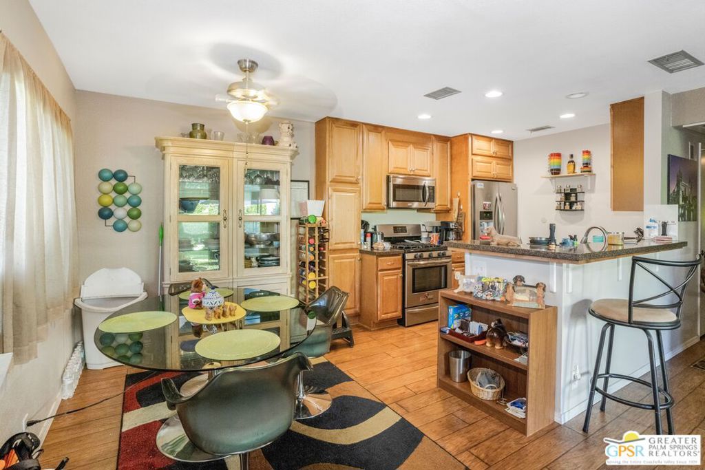 MLS #25572785PS image #1