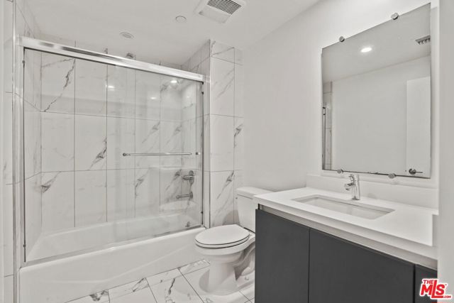 1831 Sawtelle Boulevard, Los Angeles CA: https://media.crmls.org/mediaz/f2598da3-b956-4f9f-9ef1-fc1854314969.jpg