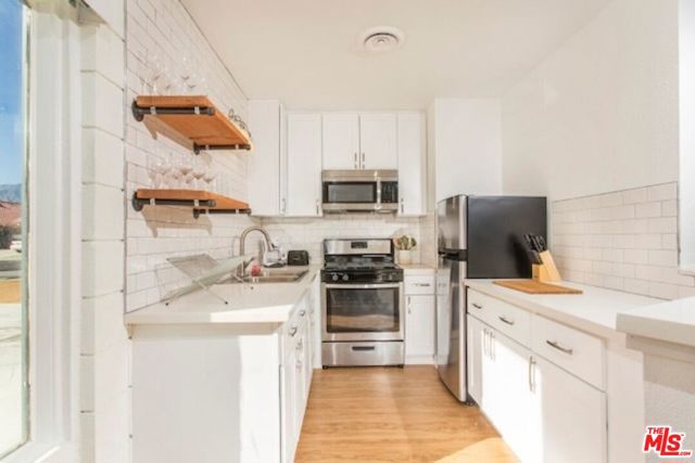 Image 6 of 18 For 68080 Risueno Road