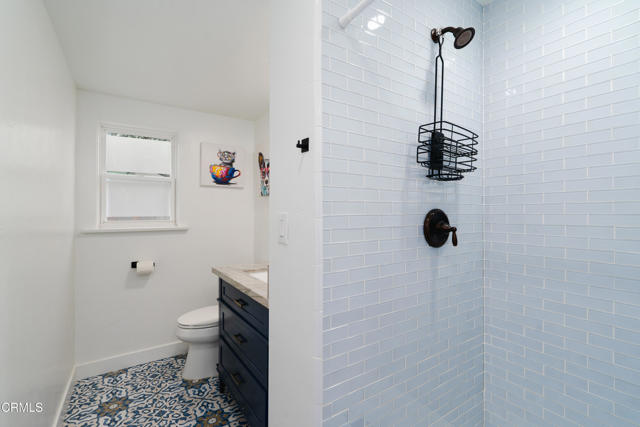 3086 Grove Street, Ventura CA: https://media.crmls.org/mediaz/f25aa556-dbf3-4e8d-8092-ef3c4a11fc69.jpg