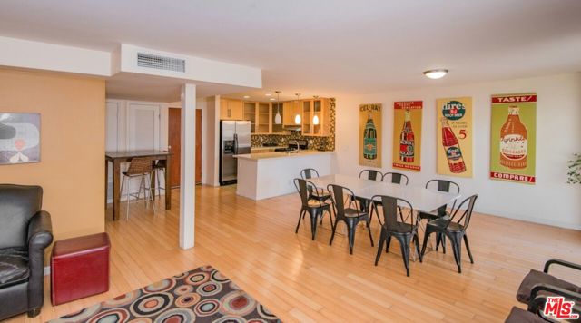 4702 Fulton Avenue, Sherman Oaks CA: https://media.crmls.org/mediaz/f25b9d87-4f24-46bc-b6a7-a38de940d094.jpg