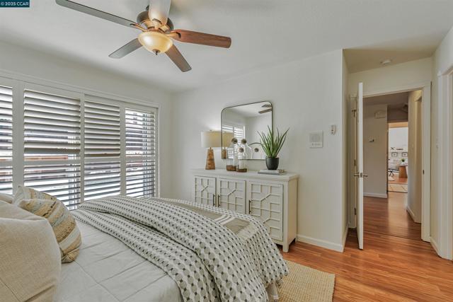 9597 Davona Dr, San Ramon CA: https://media.crmls.org/mediaz/f25ceb2d-2be3-4095-94ab-fb2b8f8e16f5.jpg