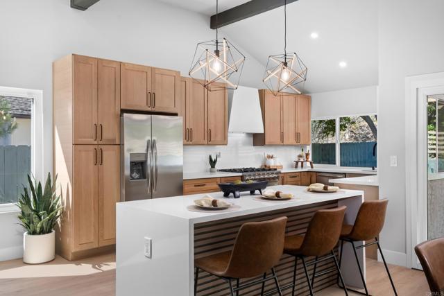 Image 22 of 57 For 10594 Rookwood Drive