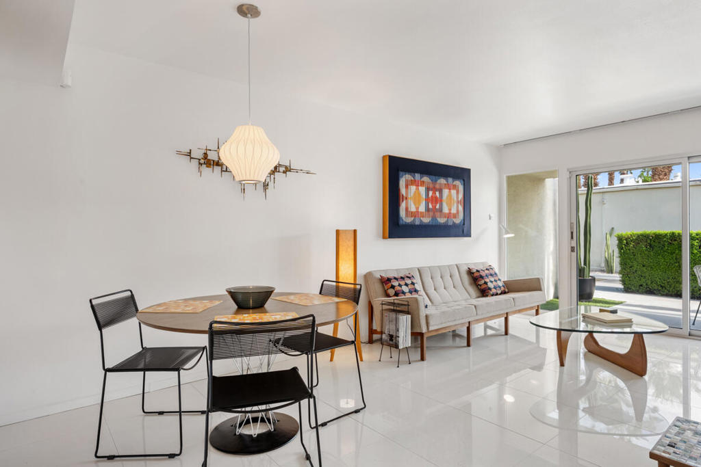 MLS #219137027DA image #4