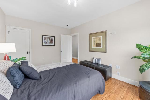 140 Saint Charles Avenue, San Francisco CA: https://media.crmls.org/mediaz/f25f0d16-3140-4fd5-b565-b8cb5bdf4d6c.jpg