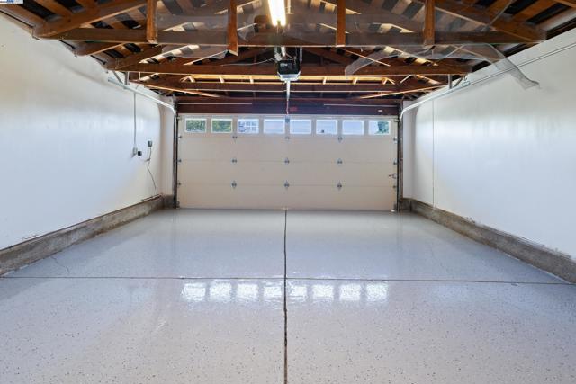 4501 Alice Way, Union City CA: https://media.crmls.org/mediaz/f25f3a97-2607-4c28-a897-d857fbdd0549.jpg